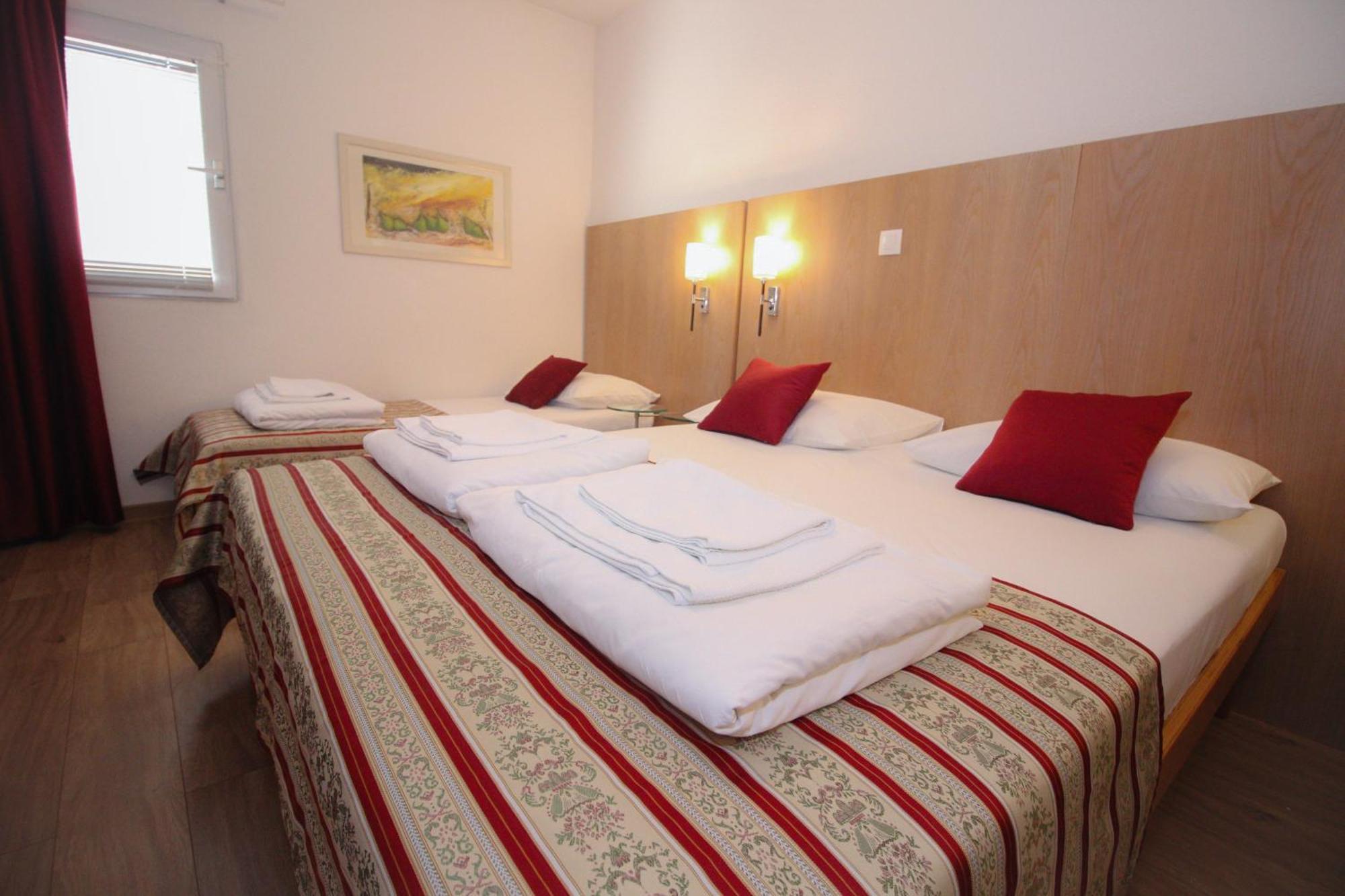 Villa Deny Mostar - With Free Parking Екстер'єр фото