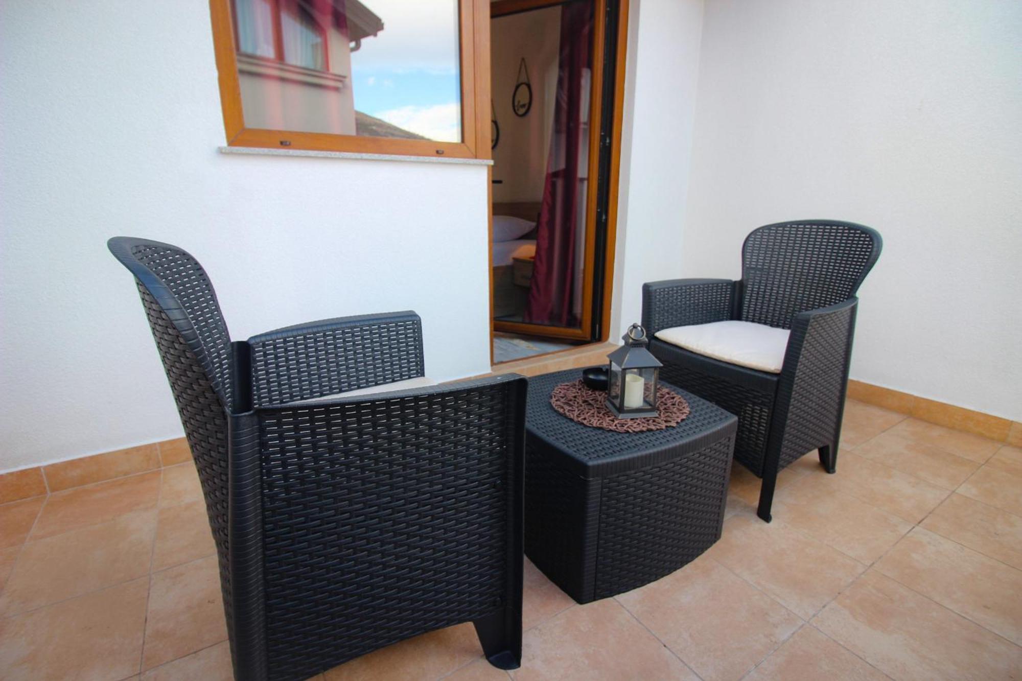Villa Deny Mostar - With Free Parking Екстер'єр фото